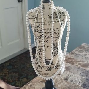 Set of 3 white beaded necklaces